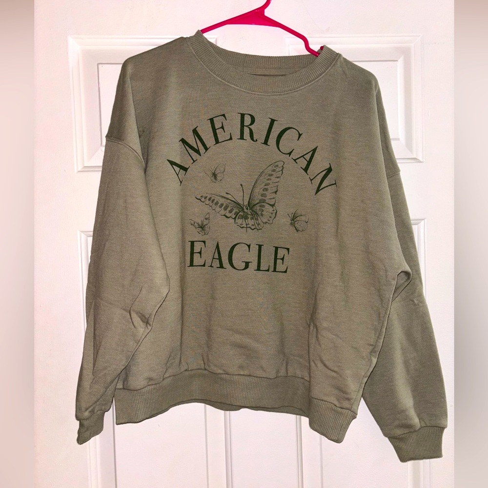 Olive green American Eagle crewneck sweatshirt size Large